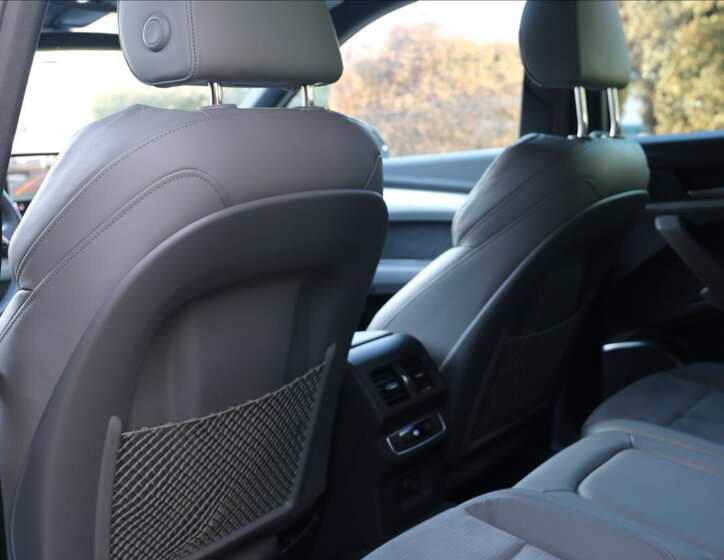 Audi Q5 SUV 2,0 l 150 kw