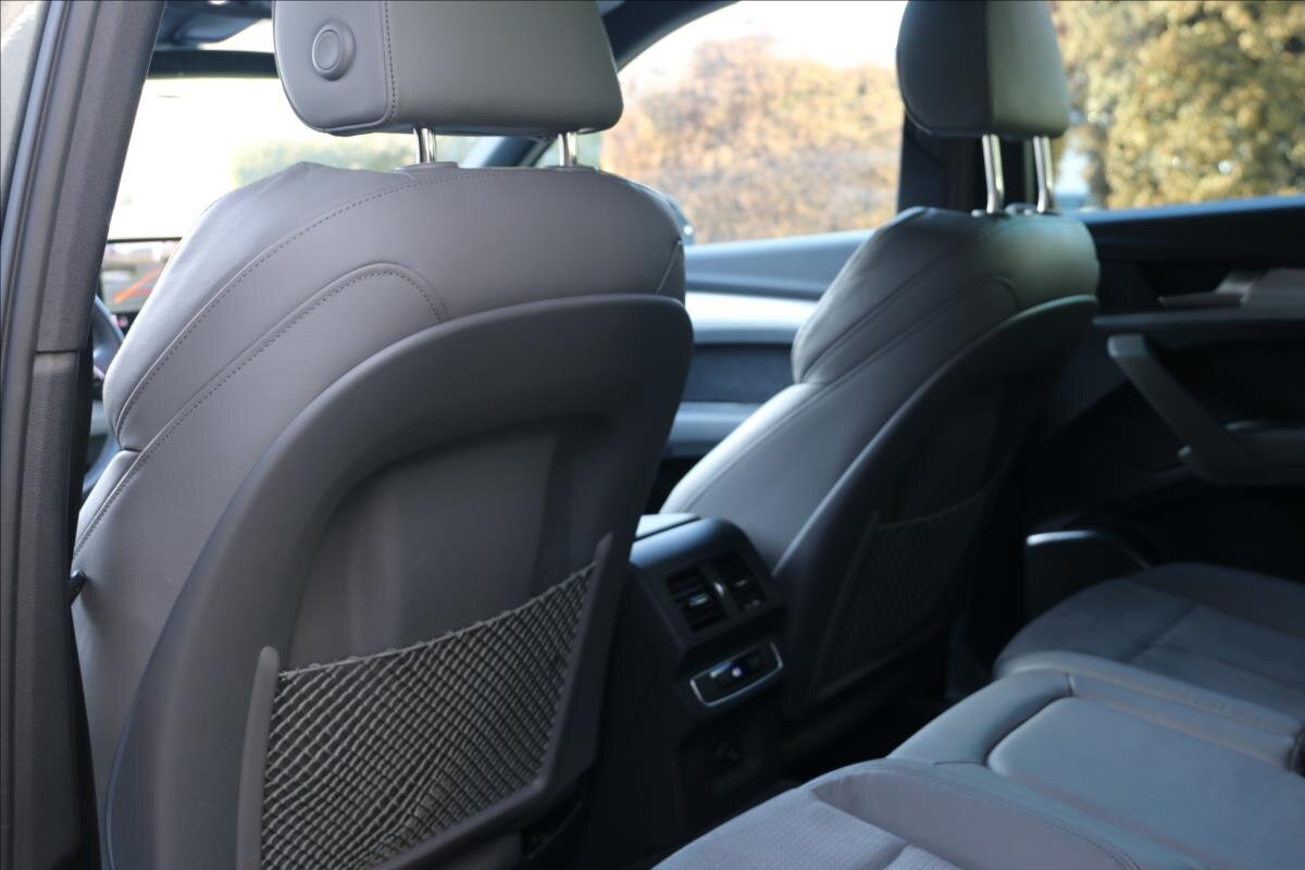 Audi Q5 SUV 2,0 l 150 kw