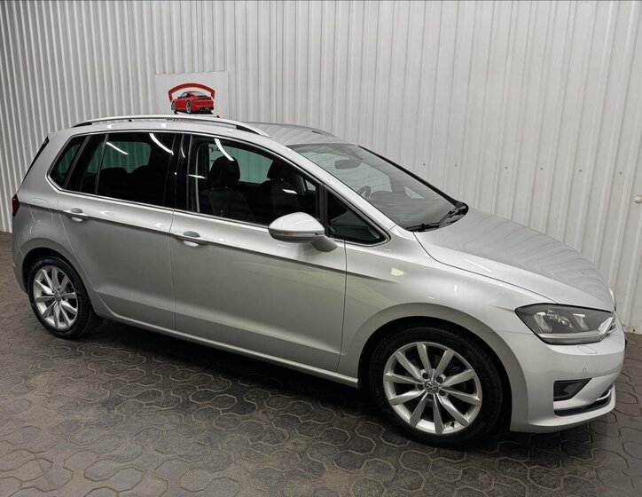 Volkswagen Golf Sportsvan MPV 1,6 l 81 kw