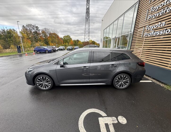 Toyota Corolla Kombi 1,8 l 72 kw