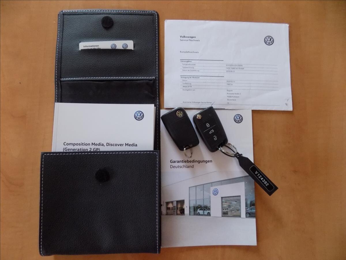 Volkswagen T-Roc SUV / Terénní 1,6 l 85 kw