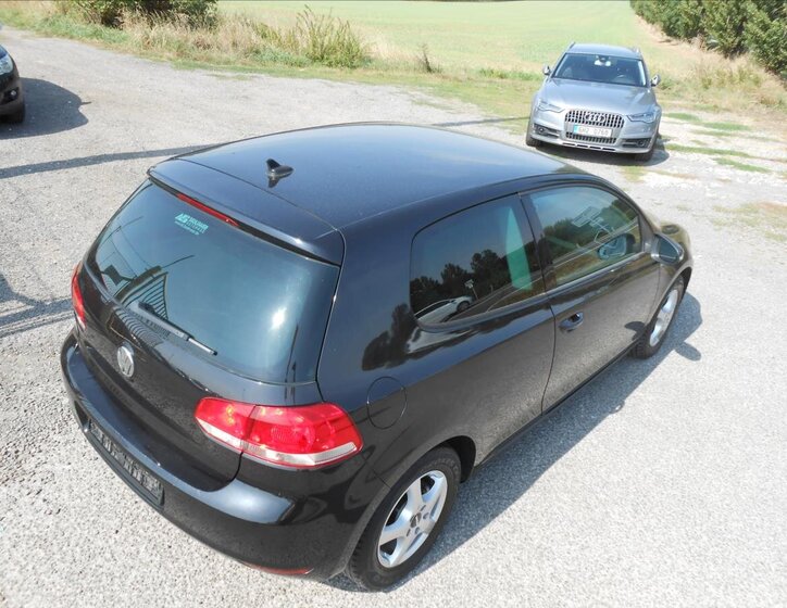 Volkswagen Golf Hatchback 1,6 l 77 kw