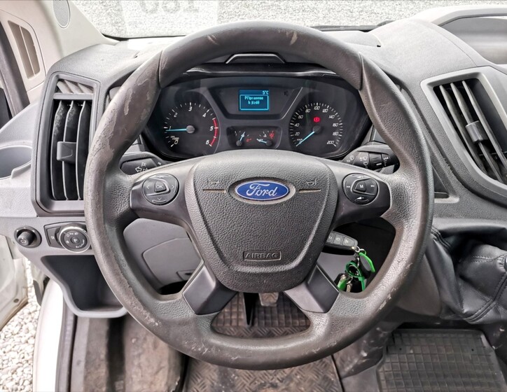Ford Transit 12