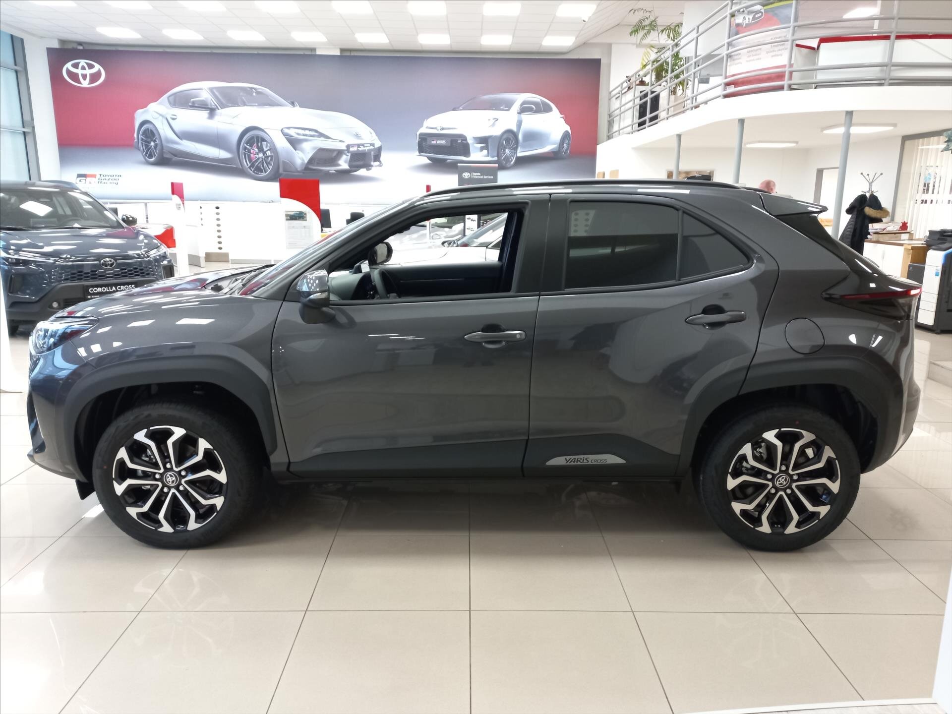 Toyota Yaris Cross CUV 1,5 l 68 kw