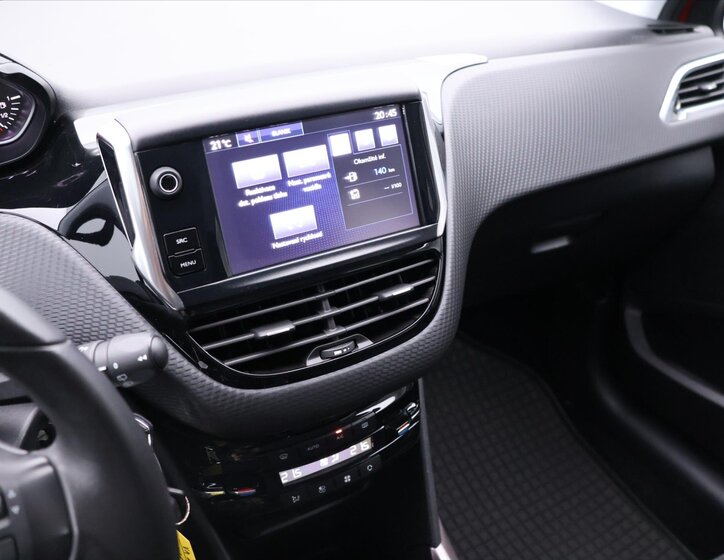 Peugeot 2008 MPV 1,2 l 60 kw