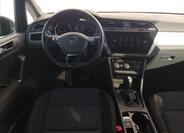 Volkswagen Touran 9