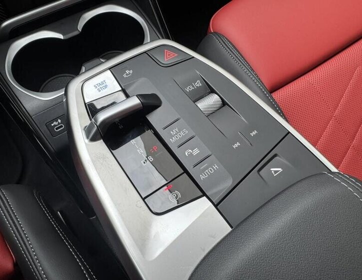 BMW iX1 SUV 1,0 200 kw