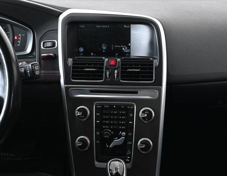 Volvo XC60 SUV / Terénní 2,4 l 133 kw