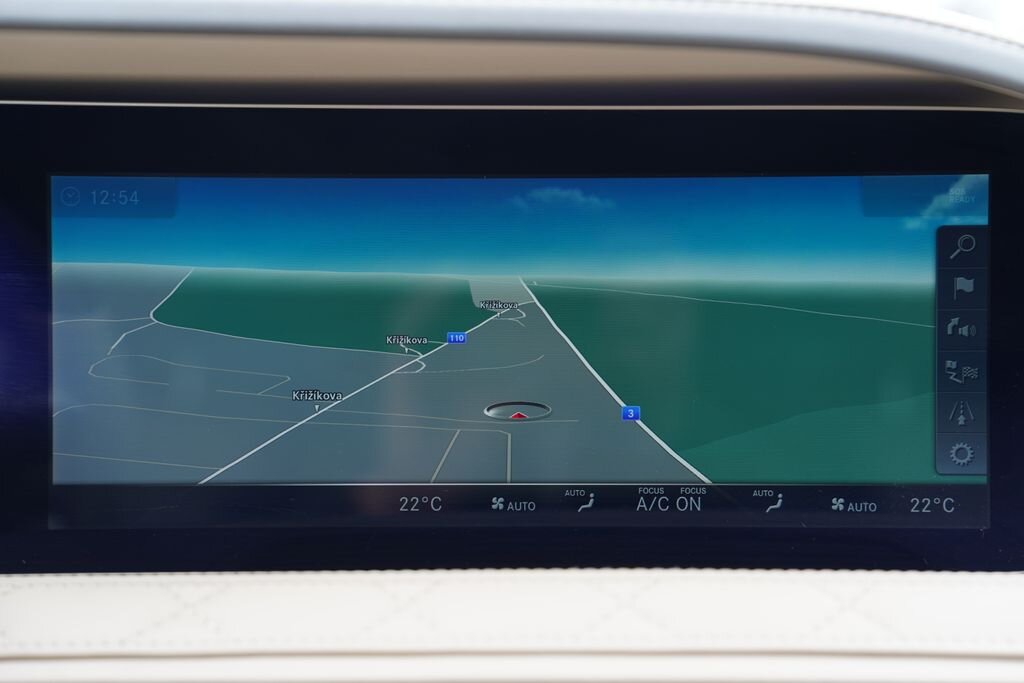 Mercedes-Benz Třídy S Sedan / Limuzína 4,0 l 345 kw