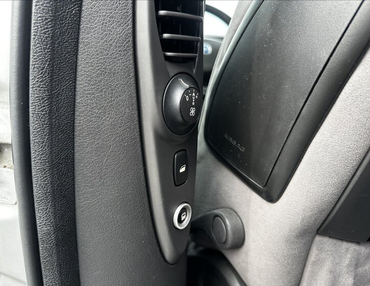 Fiat Ulysse MPV 2,0 l 100 kw