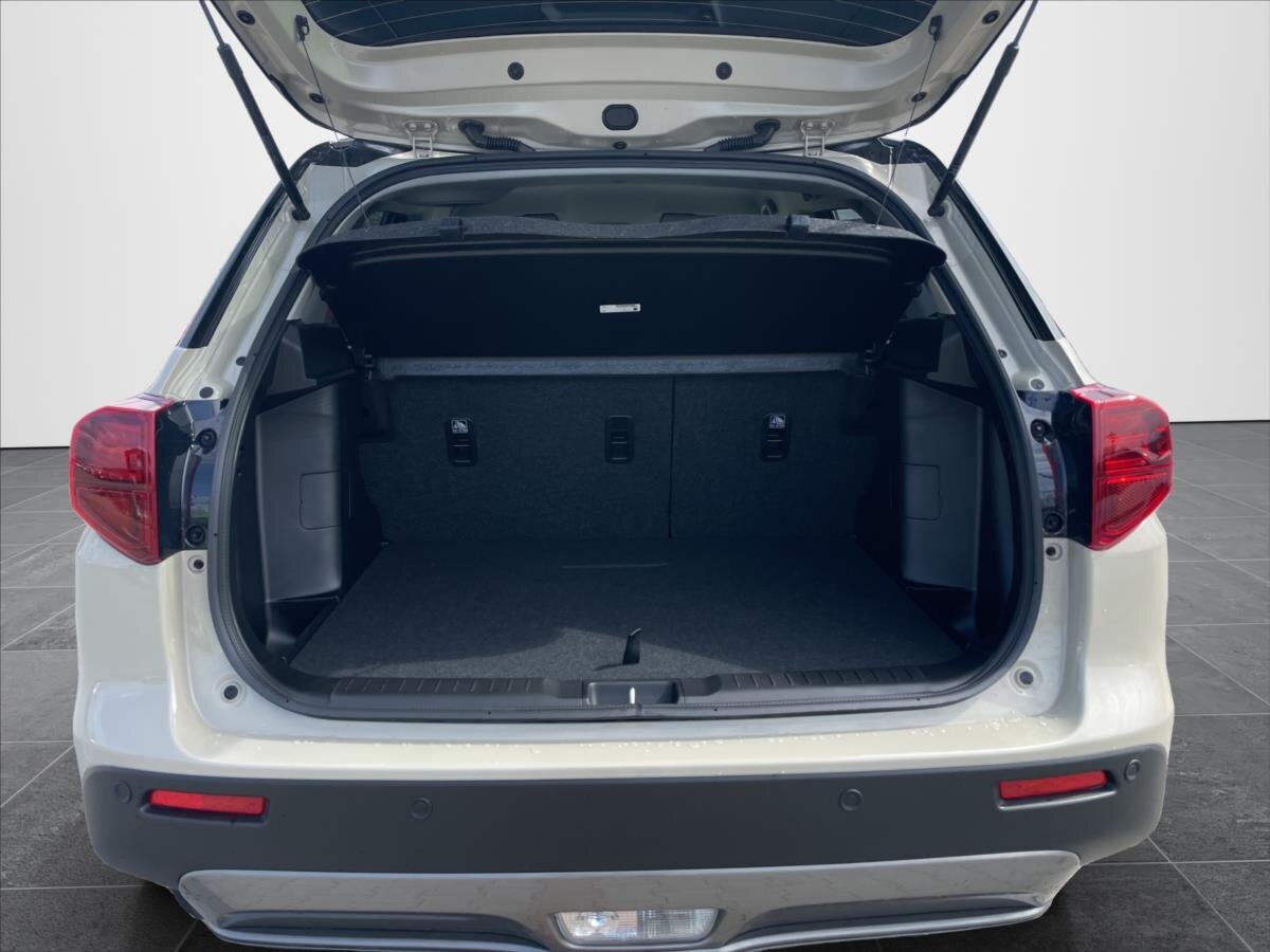 Suzuki Vitara SUV / Terénní 1,4 l 81 kw