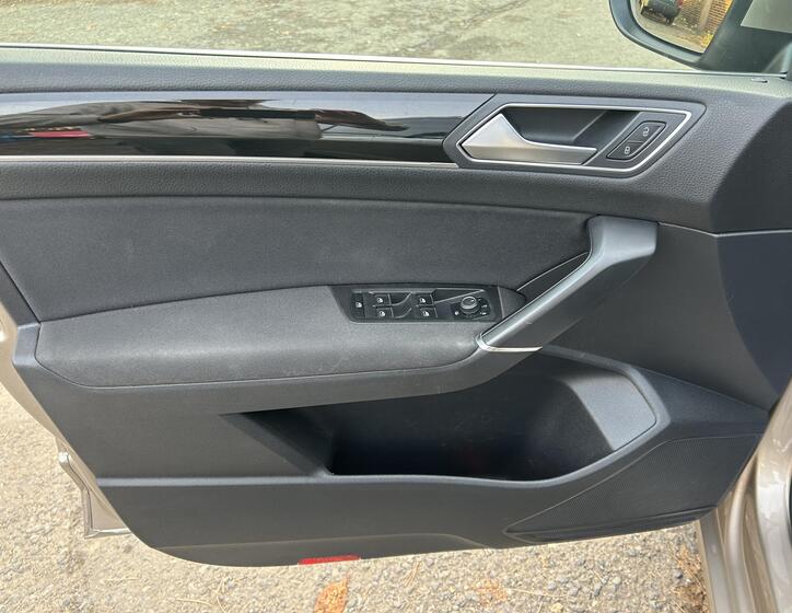 Volkswagen Touran 29