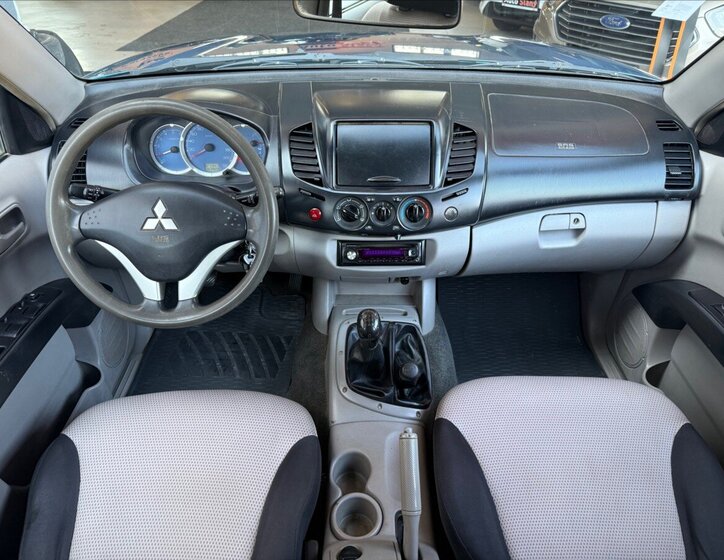 Mitsubishi L200 Pick-up 2,5 l 100 kw