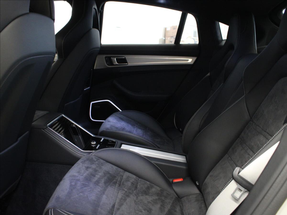 Porsche Panamera Hatchback 4,0 l 368 kw