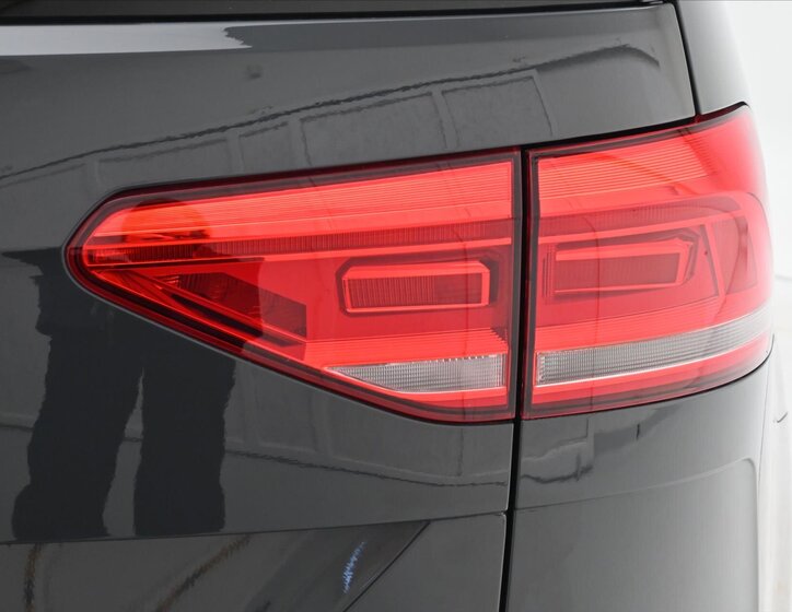 Volkswagen Touran 33