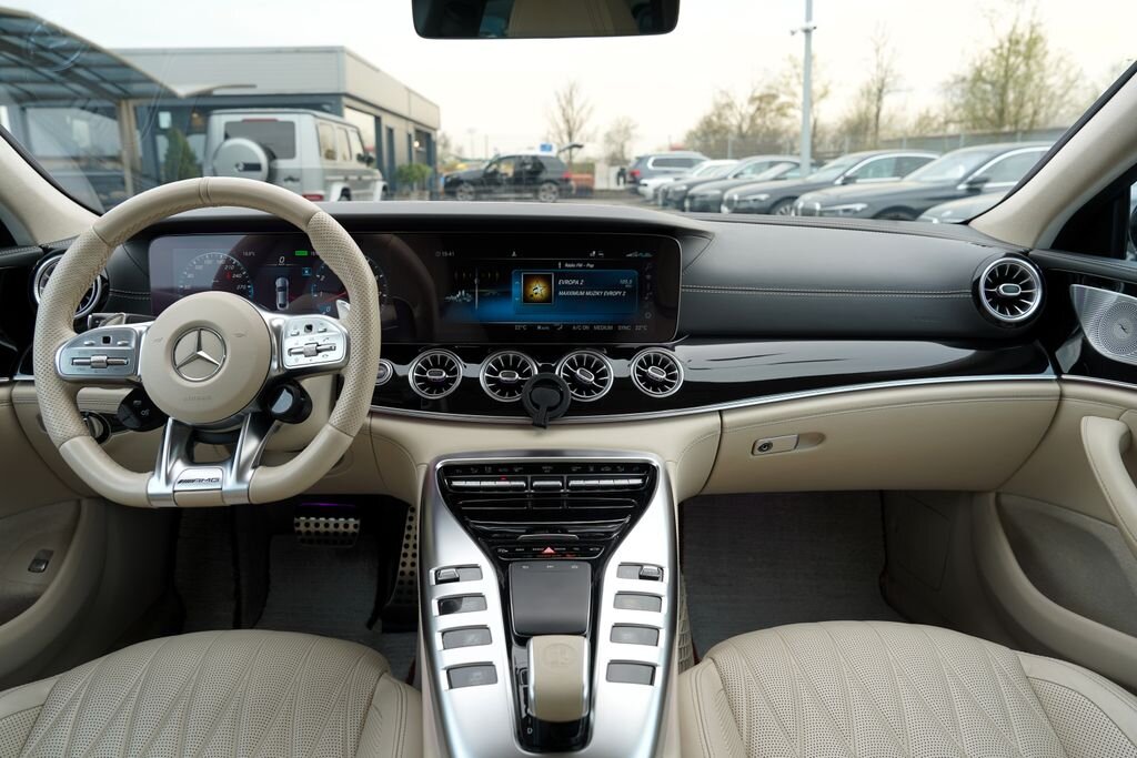 Mercedes-Benz AMG GT Sedan / Limuzína 3,0 l 325 kw