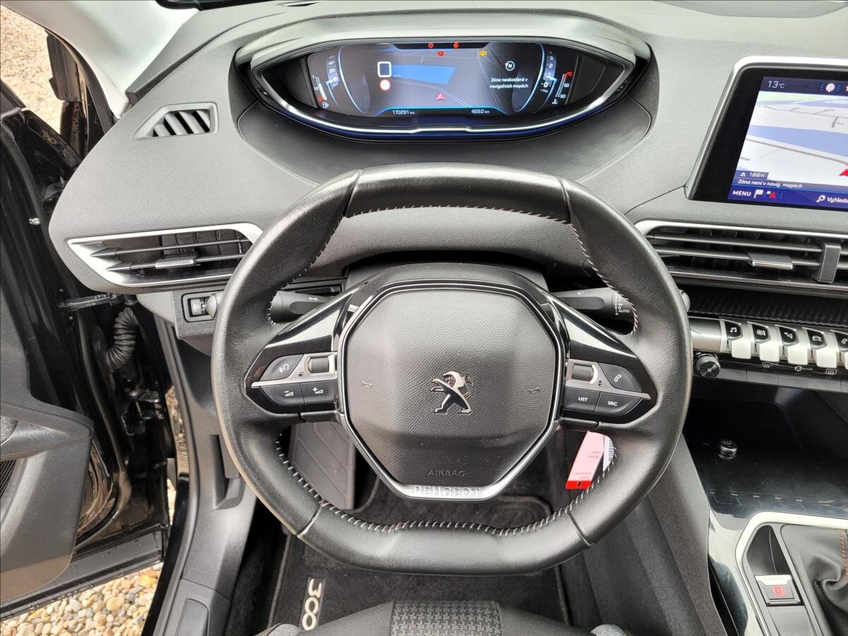 Peugeot 3008 SUV / Terénní 1,5 l 96 kw