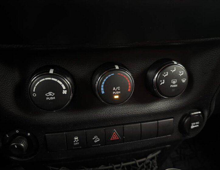 Jeep Wrangler SUV 3,6 l 209 kw