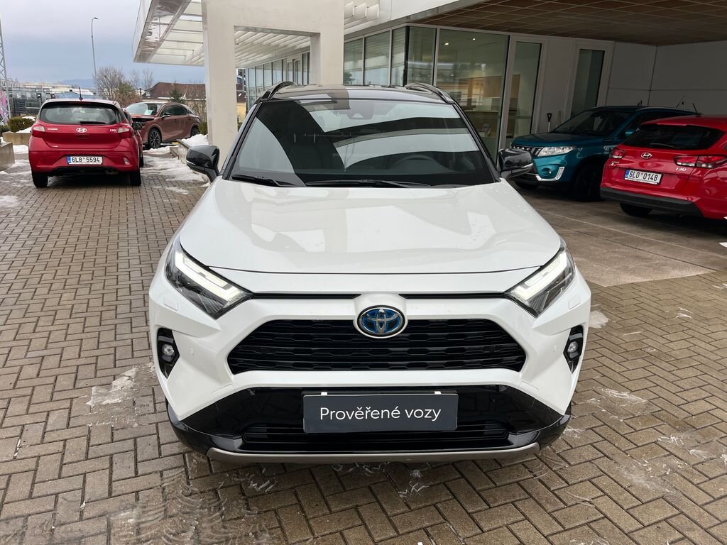 Toyota RAV4 SUV 2,5 l 131 kw