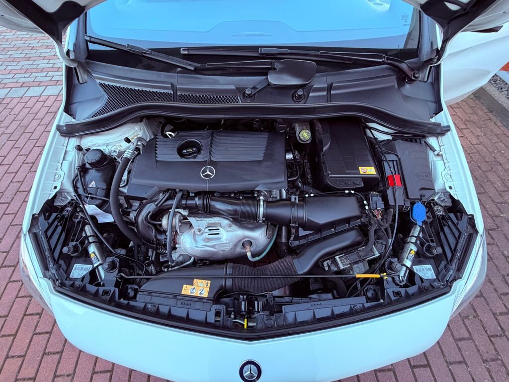 Mercedes-Benz Třídy B Hatchback 0,0 90 kw