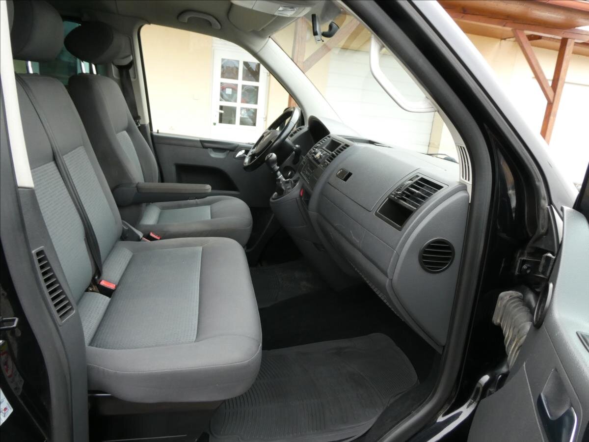 Volkswagen Caravelle