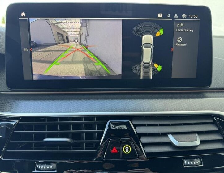 BMW Řada 5 Kombi 3,0 l 250 kw