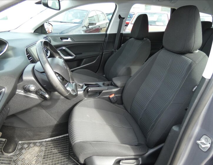 Peugeot 308 Kombi 1,6 l 88 kw