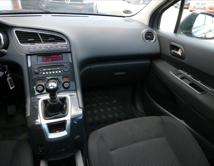 Peugeot 5008 MPV 1,6 l 115 kw