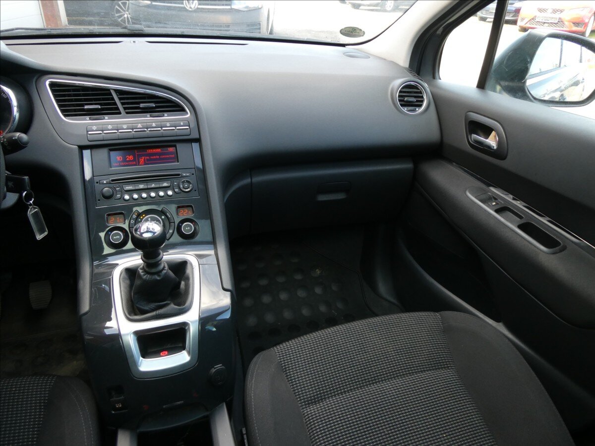 Peugeot 5008 MPV 1,6 l 115 kw