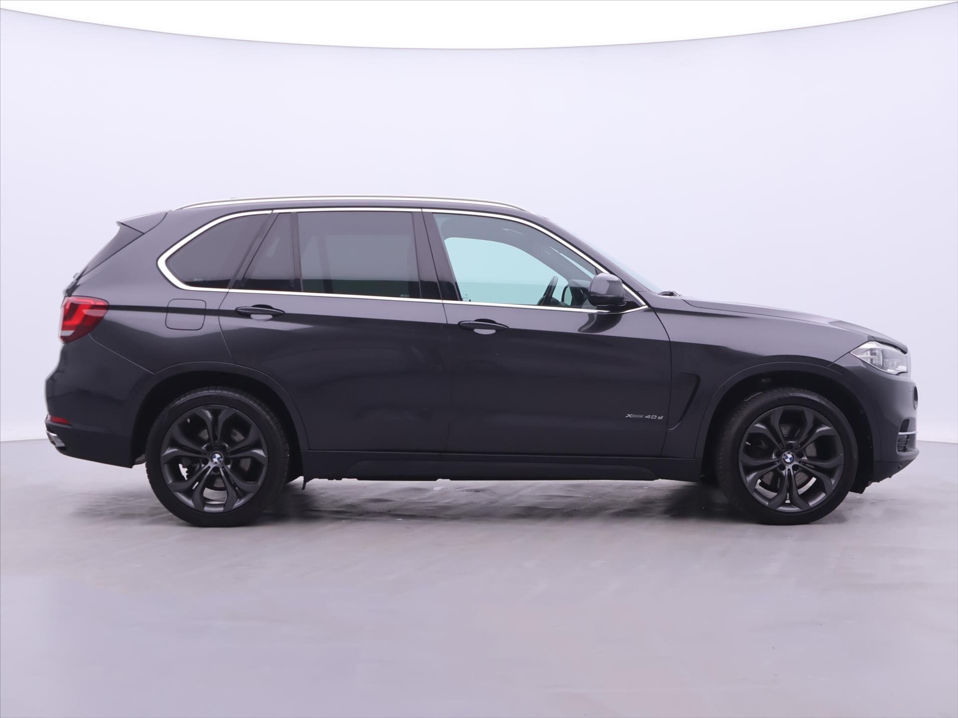 BMW X5 SUV 3,0 l 230 kw