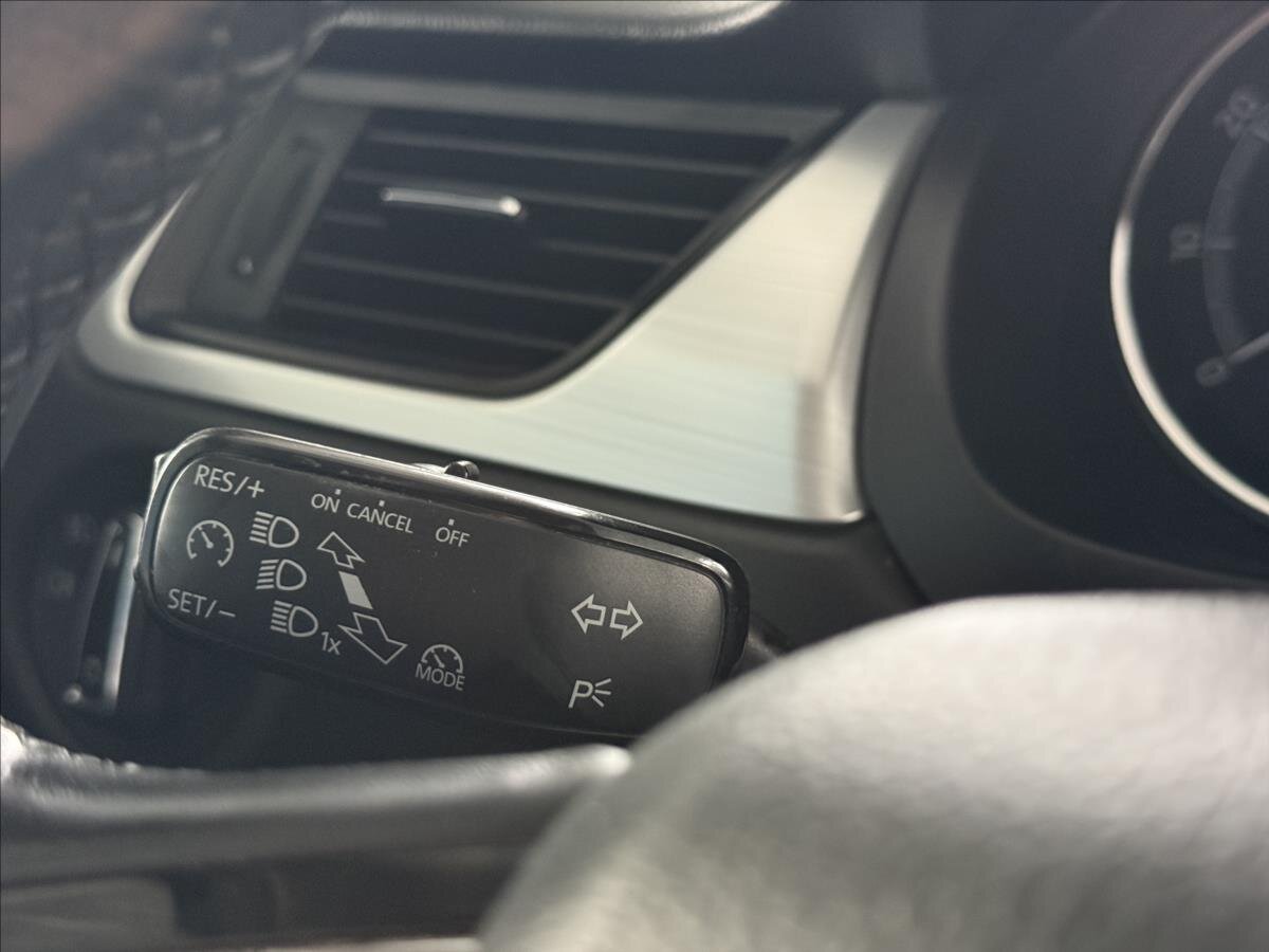 Škoda Rapid Hatchback 999,0 81 kw