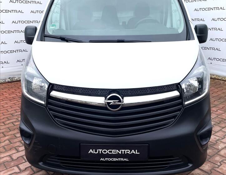 Opel Vivaro 2