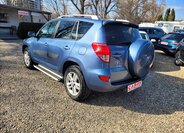 Toyota RAV4 SUV / Terénní 2,2 l 100 kw