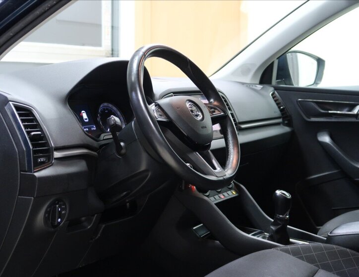 Škoda Karoq SUV / Terénní 1,5 l 110 kw
