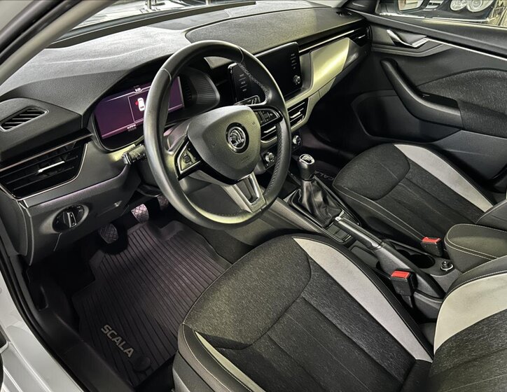 Škoda Scala 7