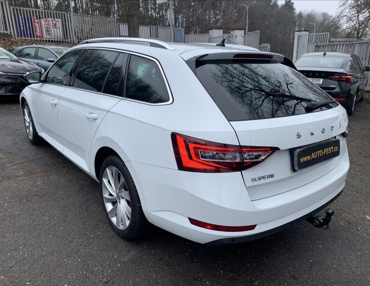 Škoda Superb Kombi 2,0 l 110 kw