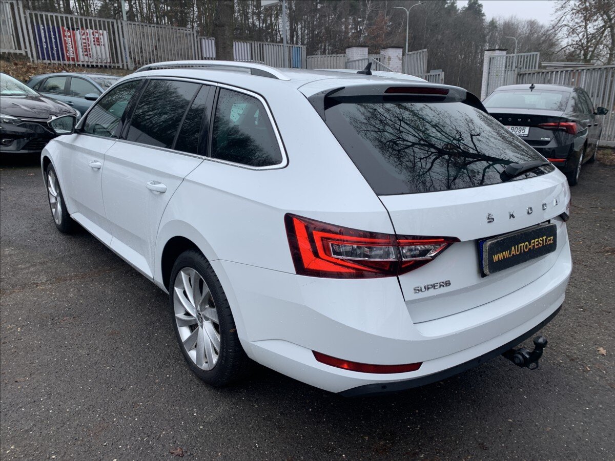 Škoda Superb Kombi 2,0 l 110 kw