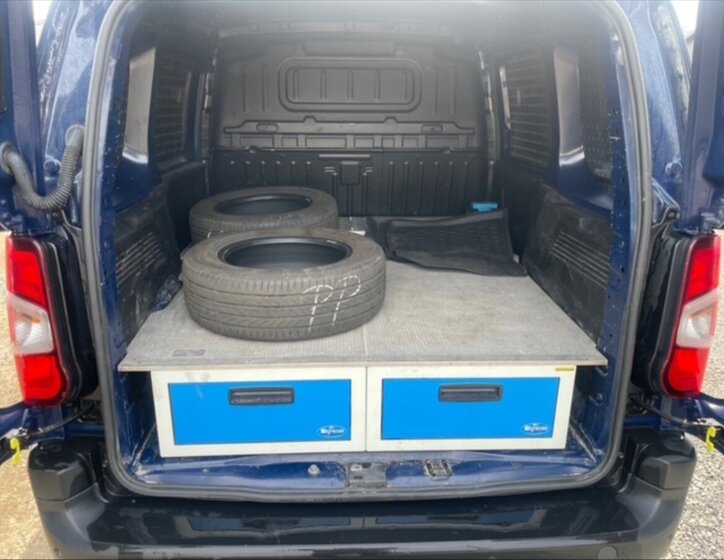 Peugeot Partner Ostatní 1,5 l 75 kw