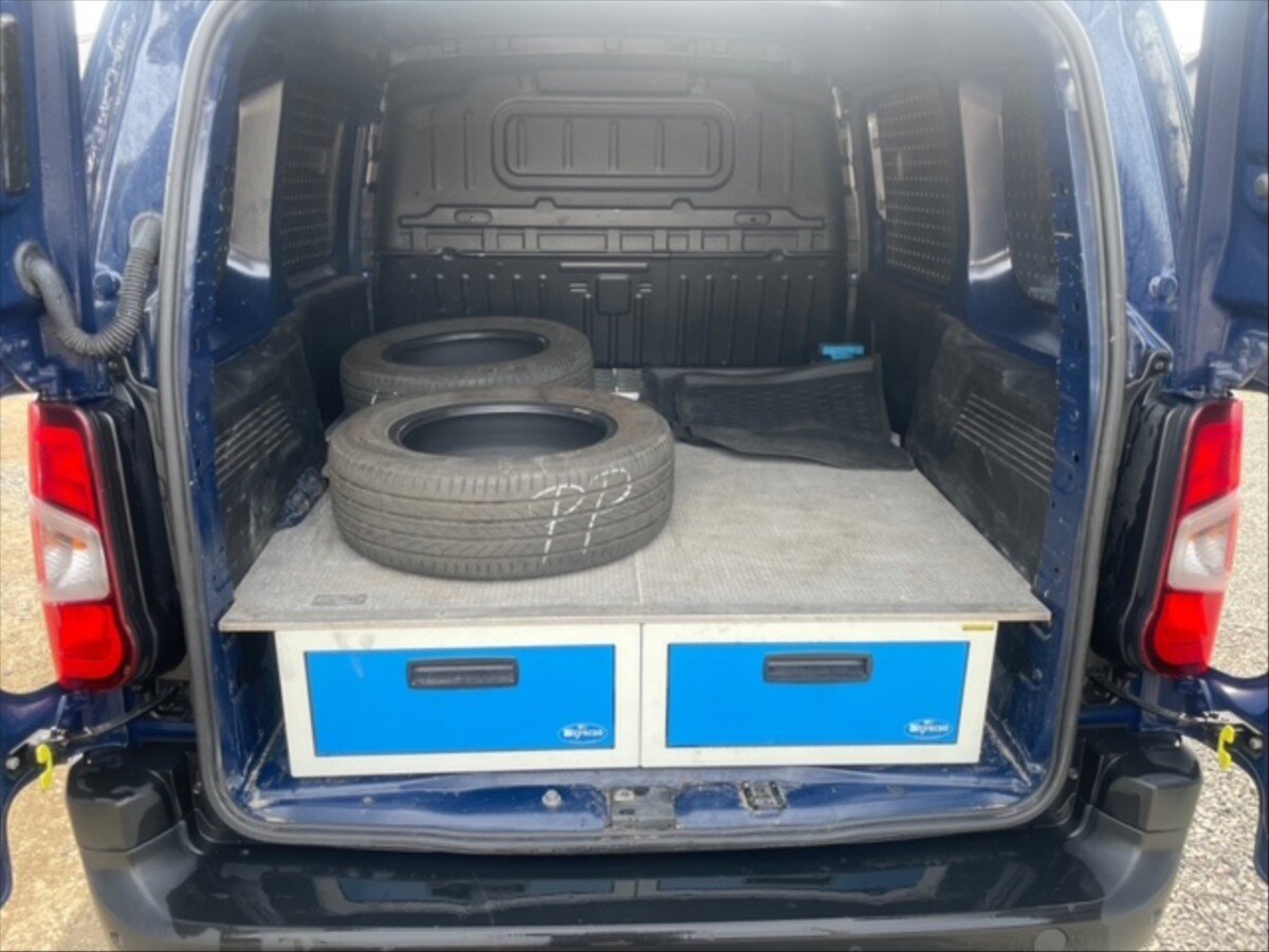 Peugeot Partner Ostatní 1,5 l 75 kw