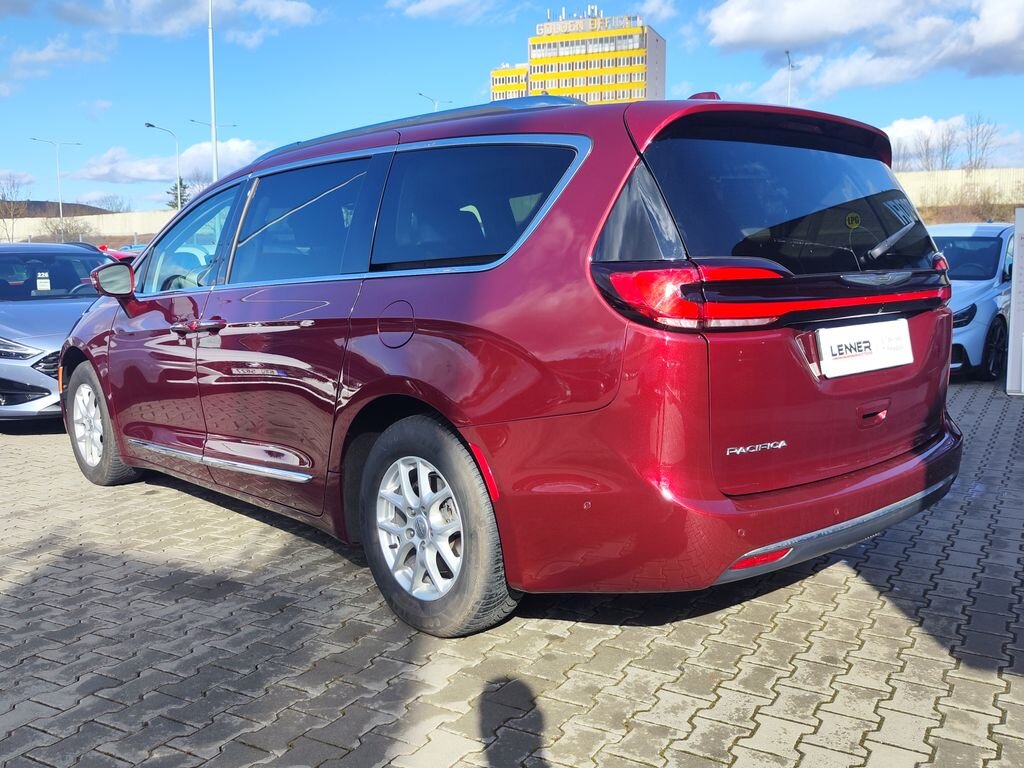 Chrysler Pacifica MPV 3,6 l 214 kw