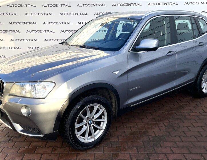 BMW X3 SUV / Terénní 2,0 l 135 kw