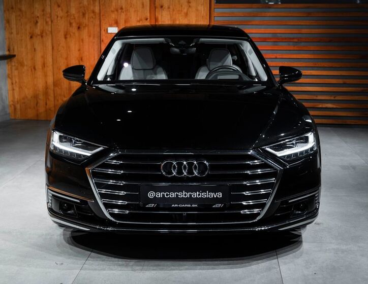 Audi A8 4