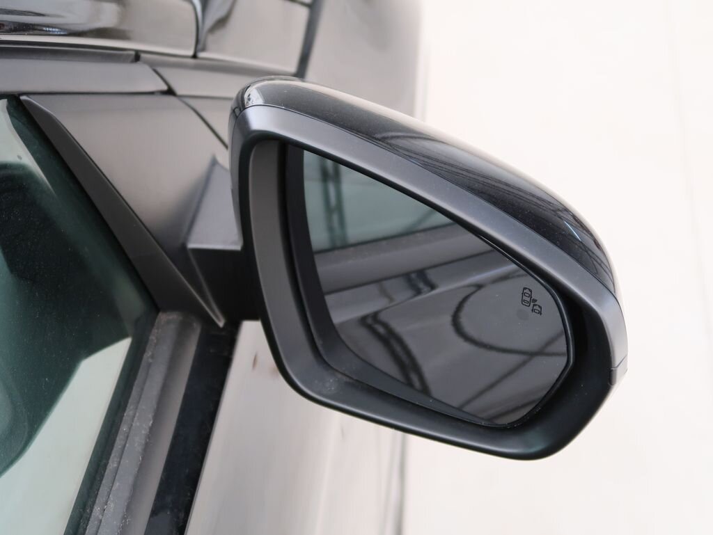 Opel Grandland SUV 1,2 l 96 kw