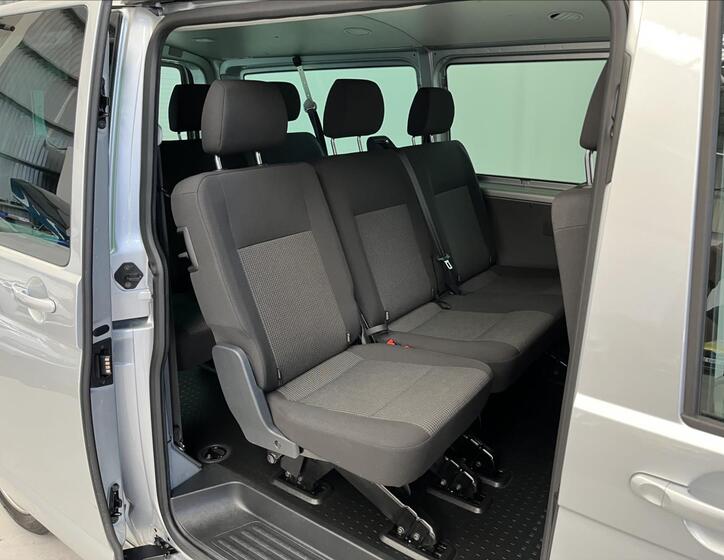 Volkswagen Transporter 13