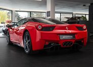 Ferrari 458 Kupé 4,5 l 416 kw