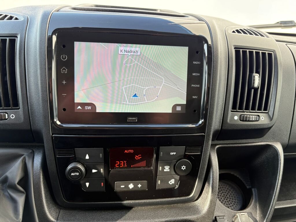 Opel Movano Skříň 2,2 l 103 kw