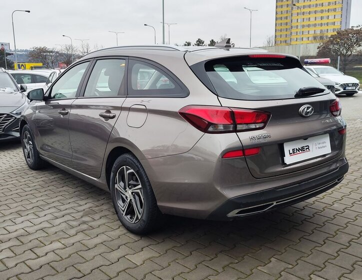 Hyundai i30 Kombi 1,5 l 81 kw