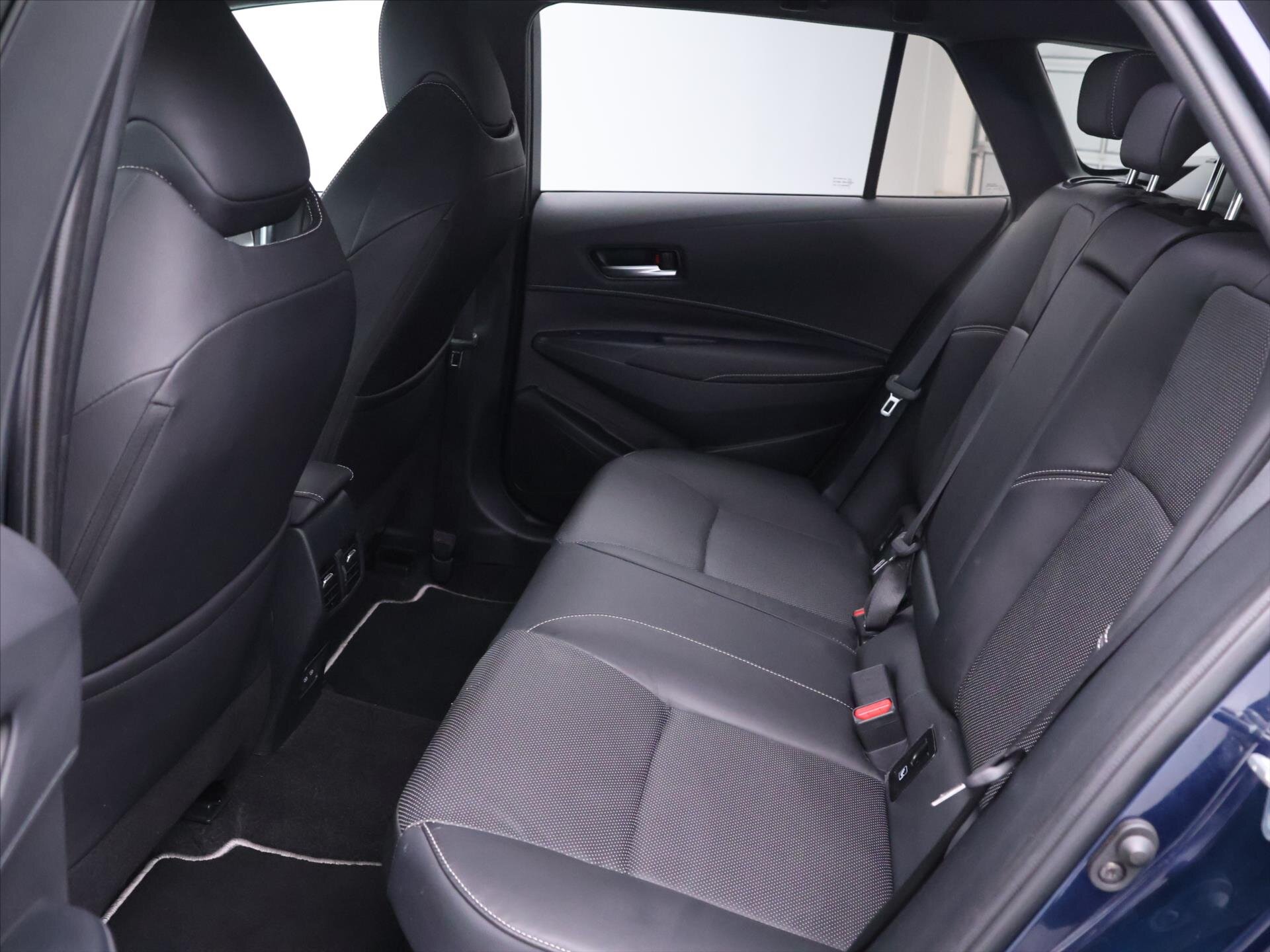 Toyota Corolla Kombi 2,0 l 112 kw