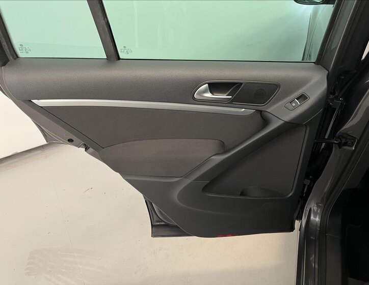 Volkswagen Tiguan SUV 2,0 l 103 kw
