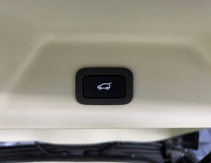 Land Rover Range Rover SUV / Terénní 4,4 l 250 kw